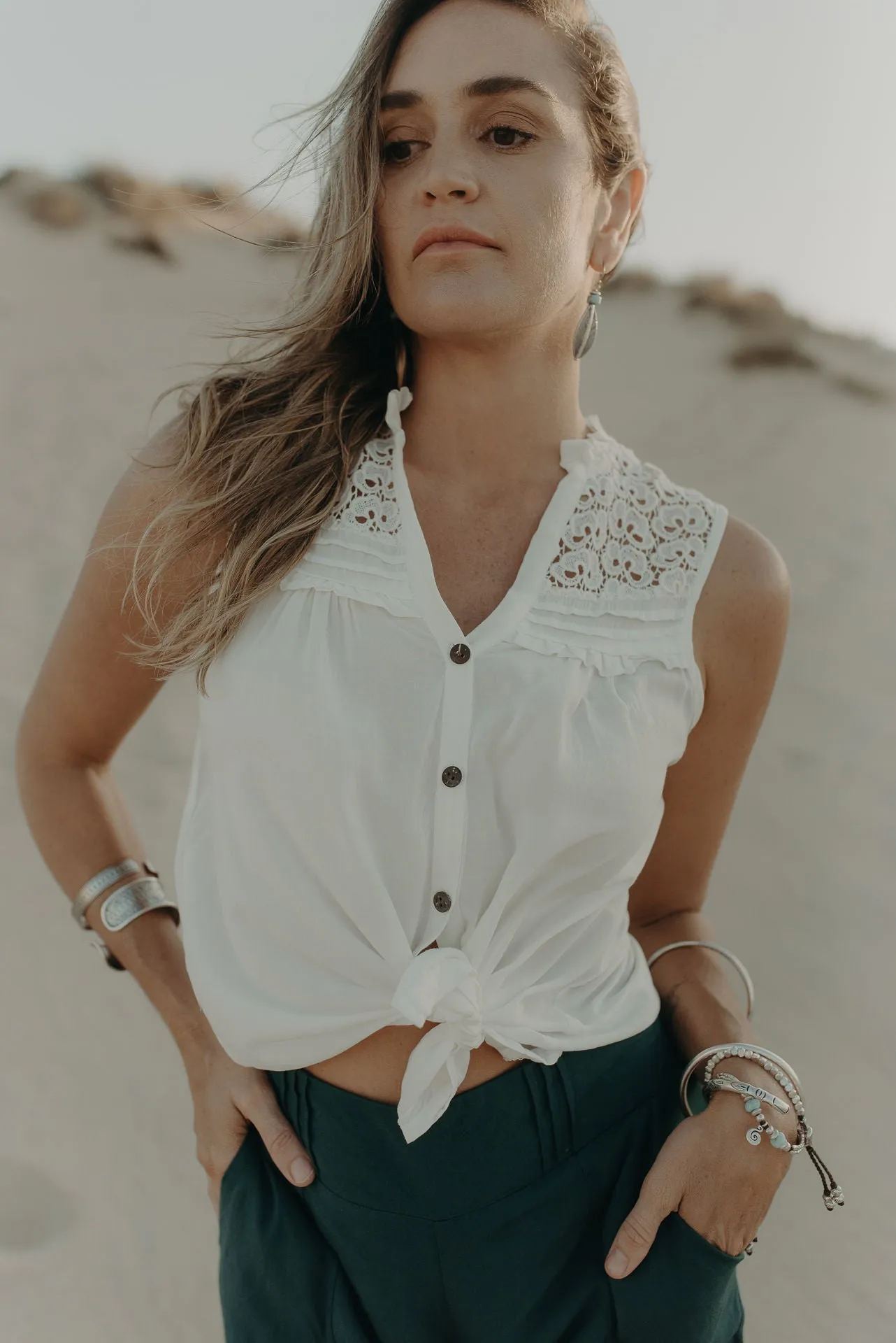 Shirt Sleeveless - ivory
