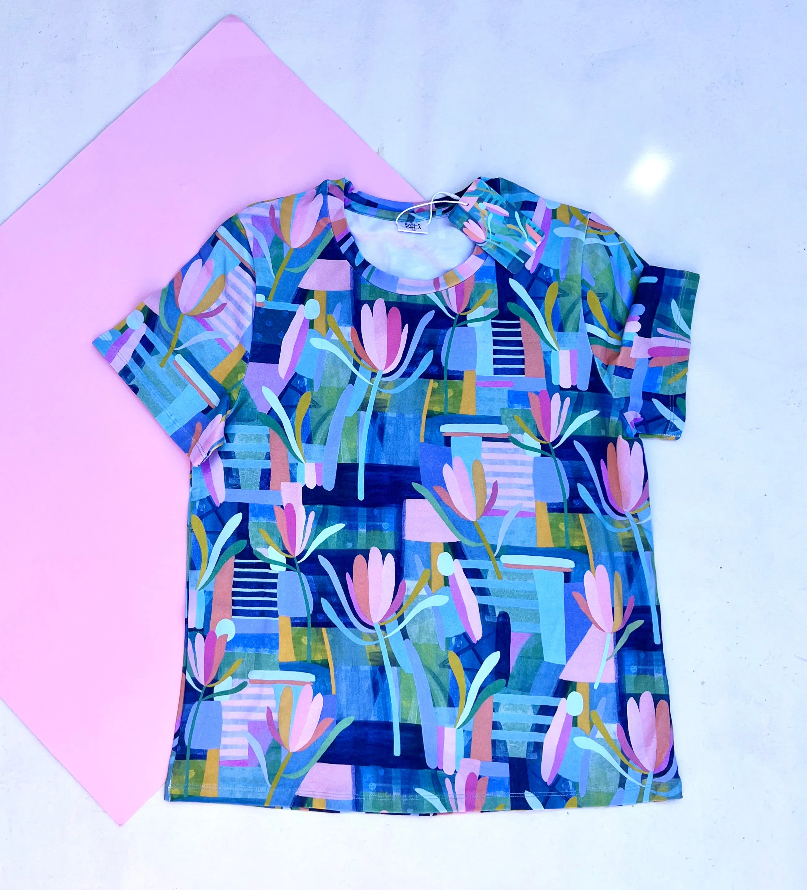 Suncatchers Everyday Tee